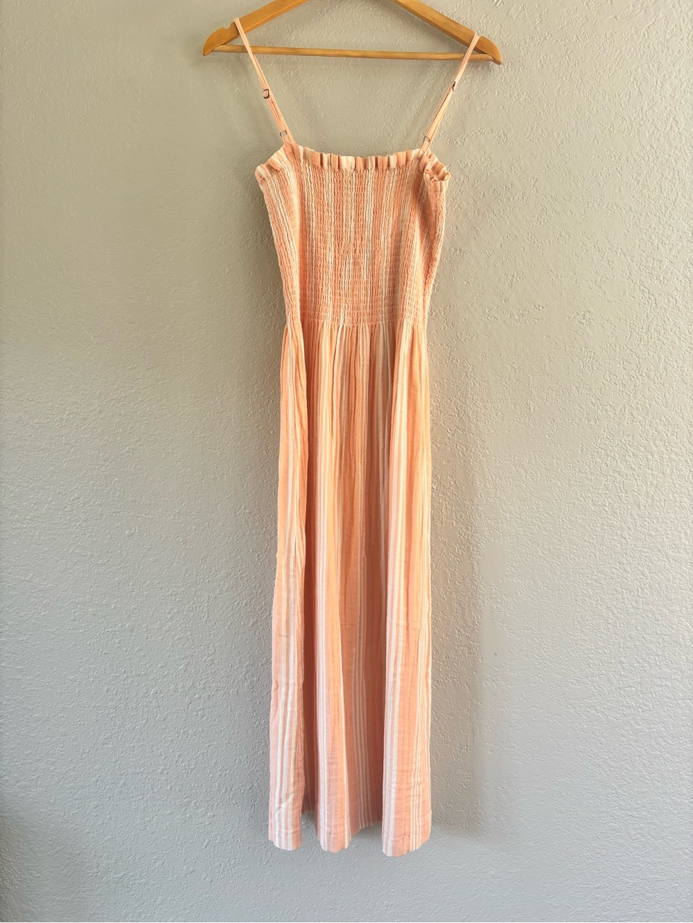 Ferharty Lakeview Smocked Organic Cotton Gauze Midi Dress Size Small - Picture 2 of 6
